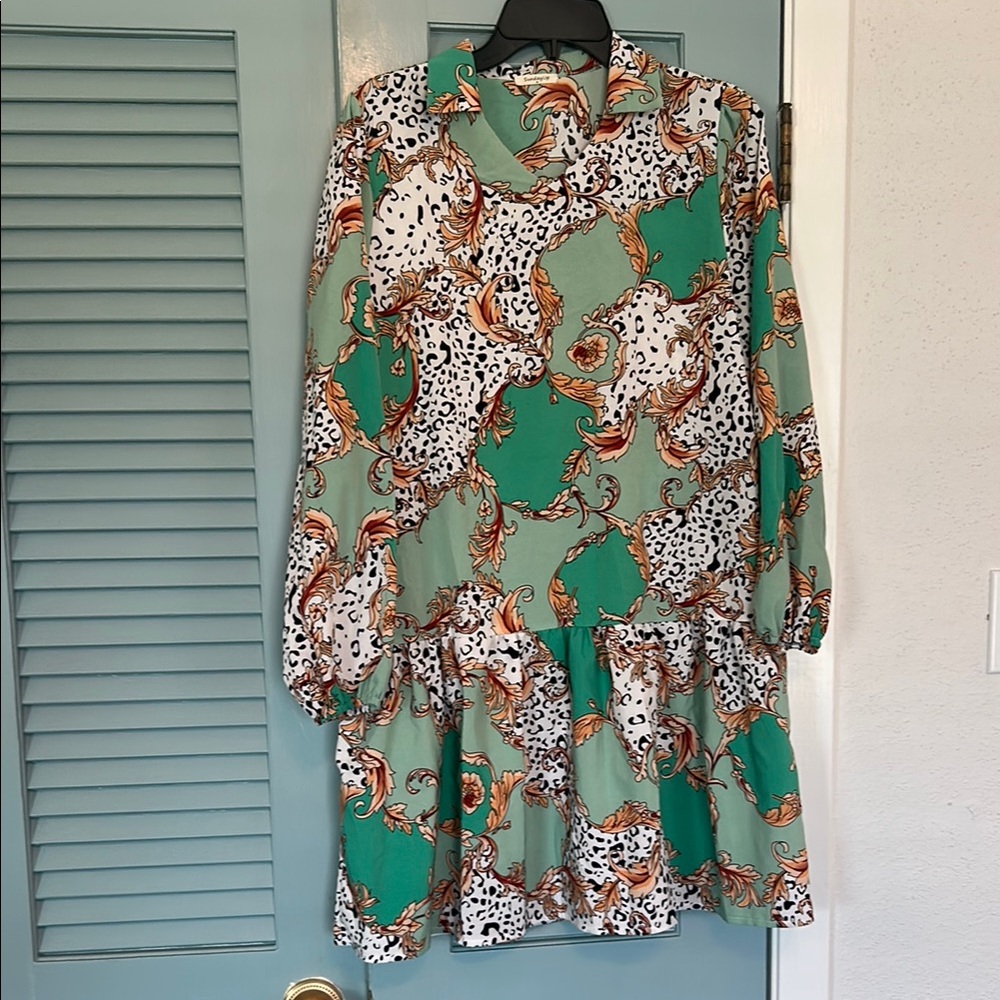 Sunday Green and White Bishop Sleeve Sundress